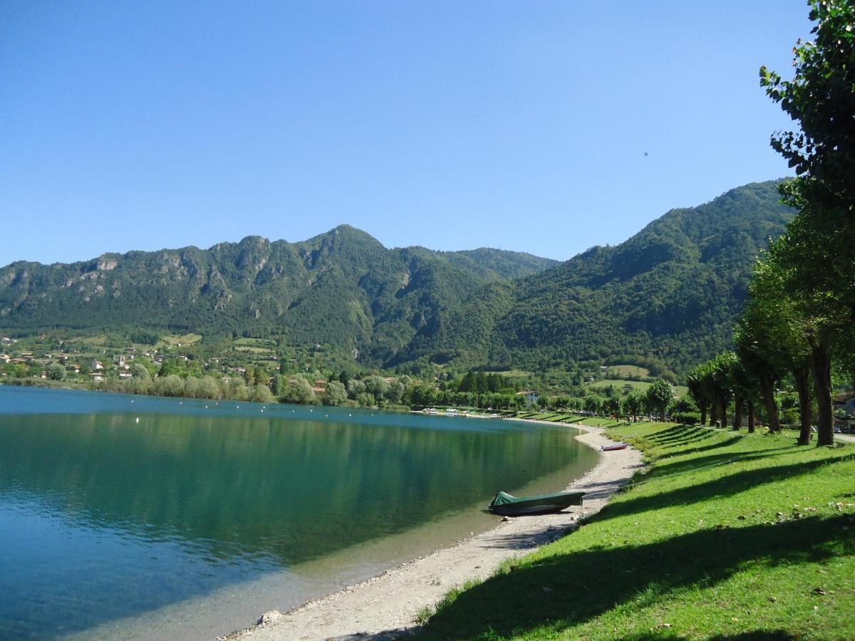 Casa Carla, Bis 4 Personen, Garten, Balkon Mit Blick Auf Den See Und Die Berge Кроне Экстерьер фото